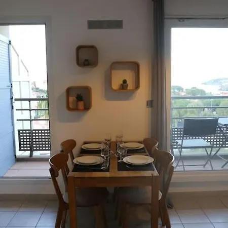 Vue Parking Gratuit Fibre * Κολιούρ